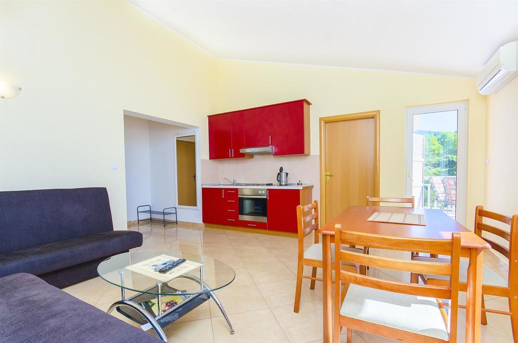 Apartments Seaview Tučepi Εξωτερικό φωτογραφία